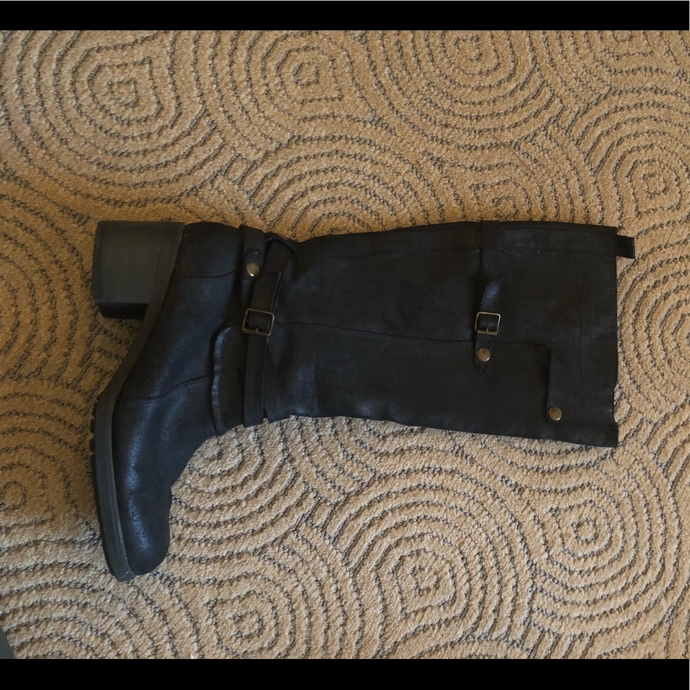 MIA KNEE HIGH BOOTS SIZE 12!